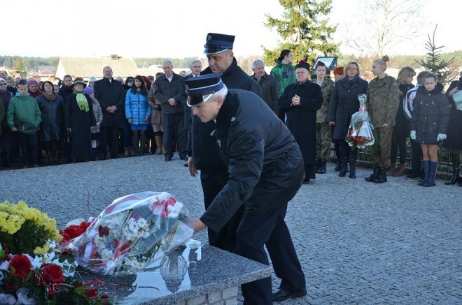 Kadzidło: Akademia z okazji 95 rocznicy Odzyskania Niepodległości - zdjęcie #4 - eOstroleka.pl