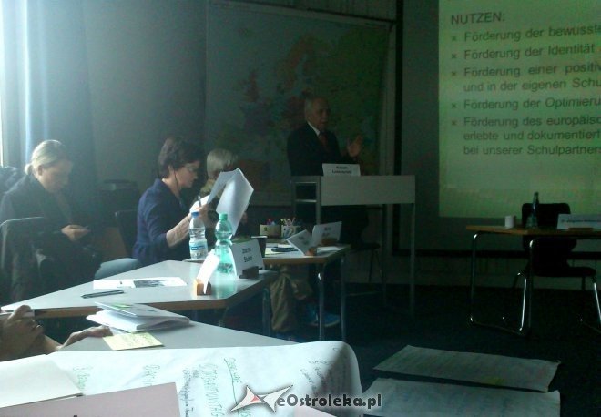 Nauczycielki z powiatu ostrołęckiego uczestniczyły w Polsko-Niemiecki giełdzie partnerskiej [21.11.2013] - zdjęcie #4 - eOstroleka.pl