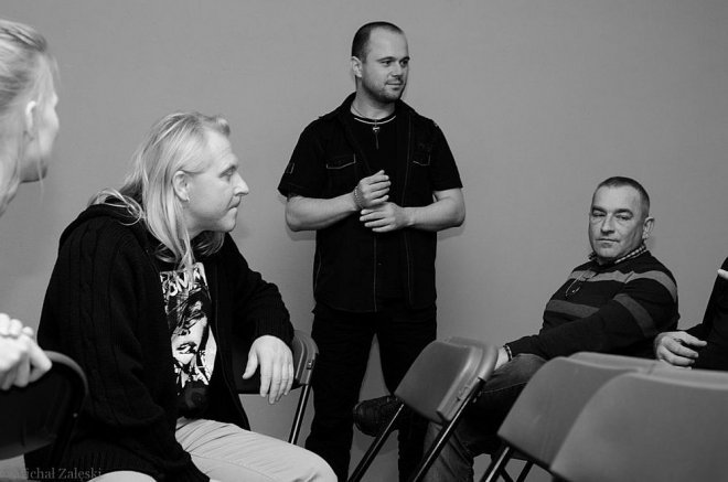 Przedpremierowy pokaz najnowszego teledysku ostrołęckiego zespołu Vinyl [21.11.2013] - zdjęcie #11 - eOstroleka.pl