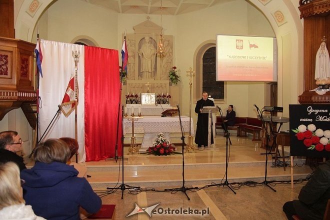 Antoni Piechniczek odznaczony przez ZS SIGiE w Ostrołęce [21.11.2013] - zdjęcie #2 - eOstroleka.pl