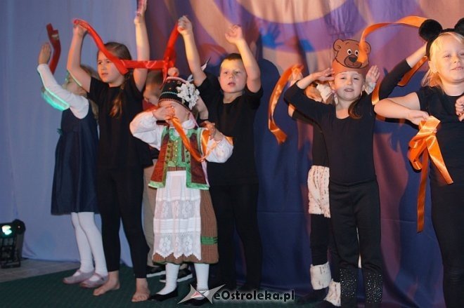 Nadanie imienia Przedszkolu Miejskiemu nr 7 w Ostrołęce [22.11.2013] - zdjęcie #18 - eOstroleka.pl