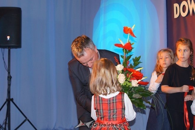 Nadanie imienia Przedszkolu Miejskiemu nr 7 w Ostrołęce [22.11.2013] - zdjęcie #4 - eOstroleka.pl