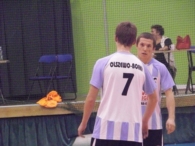 1. kolejka Nocnej Ligi Futsalu (22.11.2013) - zdjęcie #10 - eOstroleka.pl