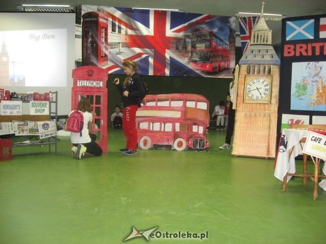 Dzień Brytyjski (British Day) w Szkole Podstawowej nr 10 [22.11.2013] - zdjęcie #2 - eOstroleka.pl