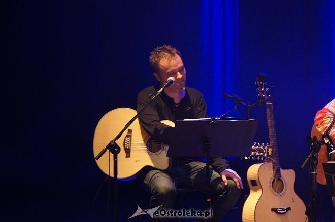 „Nastroje we dwoje”: „The Beatles Acoustic Plus” Janusz Yanina Iwański [24.11.2013] - zdjęcie #2 - eOstroleka.pl
