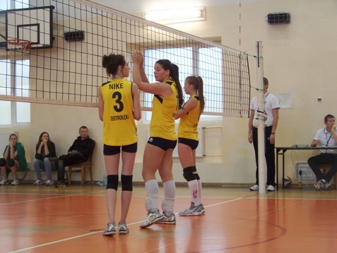 Kadetki: Nike Ostrołęka - Ósemka Siedlce (24.11.2013) - zdjęcie #21 - eOstroleka.pl