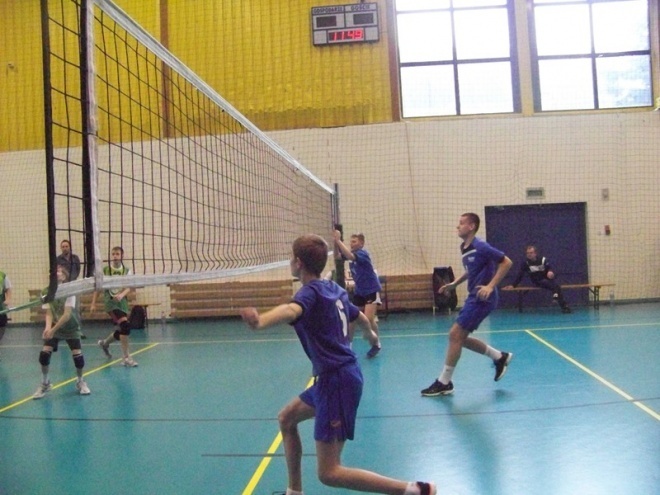 Turniej Siatkarskich Ośrodków Szkolnych (24.11.2013) - zdjęcie #43 - eOstroleka.pl