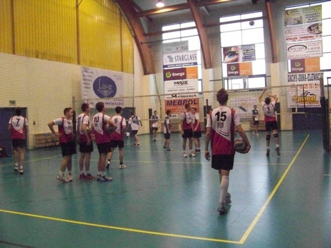 Turniej Siatkarskich Ośrodków Szkolnych (24.11.2013) - zdjęcie #31 - eOstroleka.pl