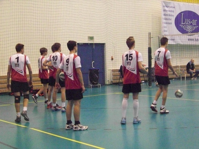 Turniej Siatkarskich Ośrodków Szkolnych (24.11.2013) - zdjęcie #19 - eOstroleka.pl