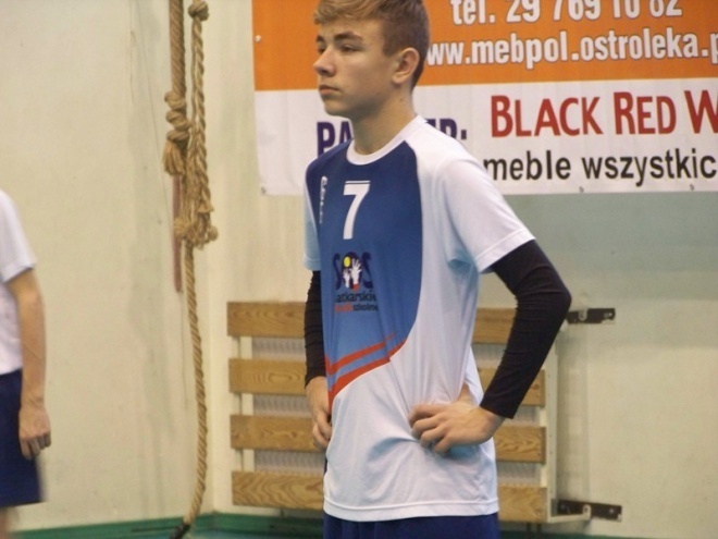 Turniej Siatkarskich Ośrodków Szkolnych (24.11.2013) - zdjęcie #13 - eOstroleka.pl