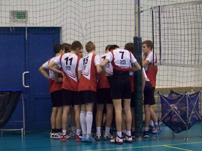 Turniej Siatkarskich Ośrodków Szkolnych (24.11.2013) - zdjęcie #30 - eOstroleka.pl