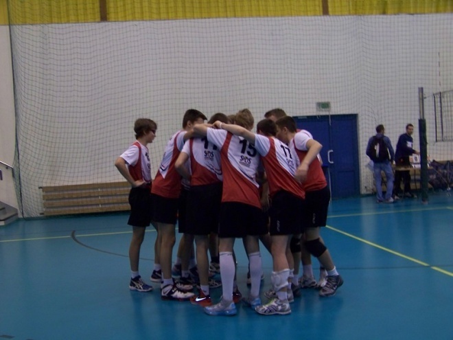 Turniej Siatkarskich Ośrodków Szkolnych (24.11.2013) - zdjęcie #24 - eOstroleka.pl
