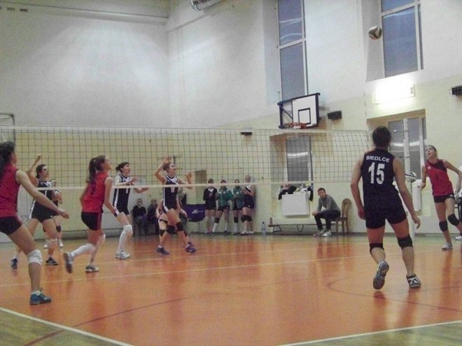 Seniorki: Nike Ostrołęka - Ósemka Siedlce (24.11.2013) - zdjęcie #42 - eOstroleka.pl