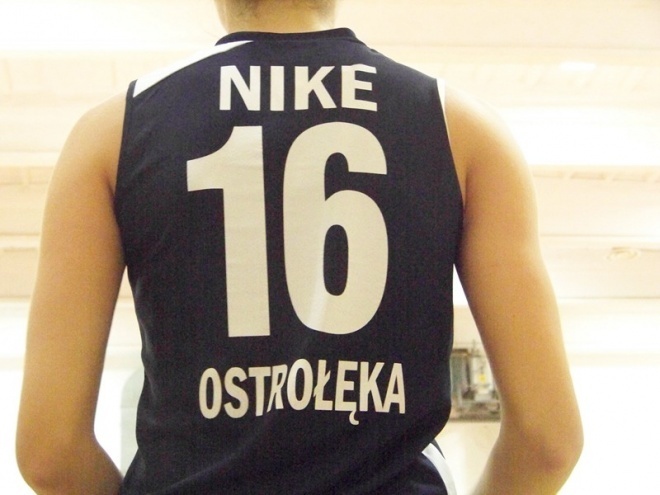 Seniorki: Nike Ostrołęka - Ósemka Siedlce (24.11.2013) - zdjęcie #42 - eOstroleka.pl