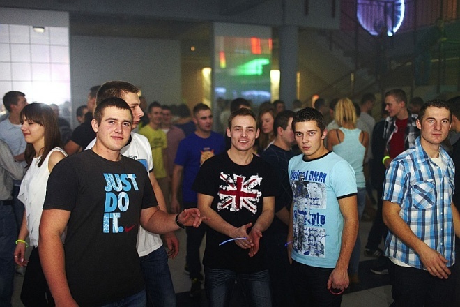 Fluo Party w Clubie Capitol [23.11.2013] - zdjęcie #3 - eOstroleka.pl