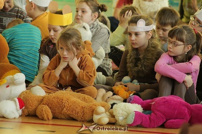 III Wielkie Misiowe Zgromadzenie w Szkole Podstawowej w Rzekuniu [25.11.2013] - zdjęcie #41 - eOstroleka.pl