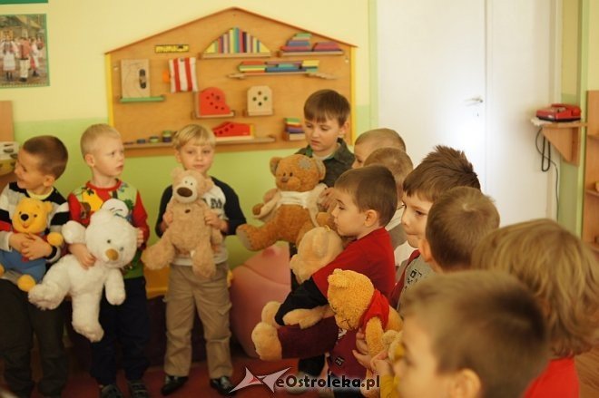 Przedszkolaków z „siedemnastki” odwiedziły pluszowe misie [25.11.2013] - zdjęcie #19 - eOstroleka.pl