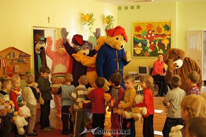 Przedszkolaków z „siedemnastki” odwiedziły pluszowe misie [25.11.2013] - zdjęcie #31 - eOstroleka.pl