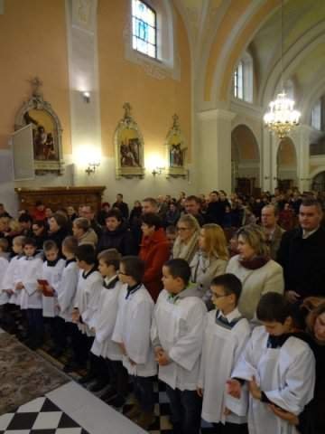 Nowi ministranci 2013 w parafii Nawiedzenia NMP - zdjęcie #3 - eOstroleka.pl
