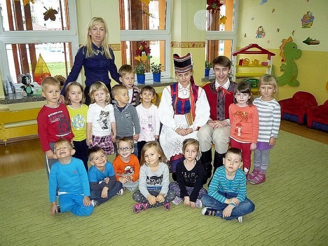Tydzień kuchni regionalnej w Przedszkolu Miejskim Nr 17 [21.11.2013] - zdjęcie #19 - eOstroleka.pl