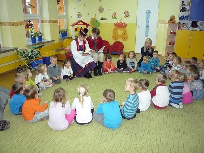 Tydzień kuchni regionalnej w Przedszkolu Miejskim Nr 17 [21.11.2013] - zdjęcie #15 - eOstroleka.pl