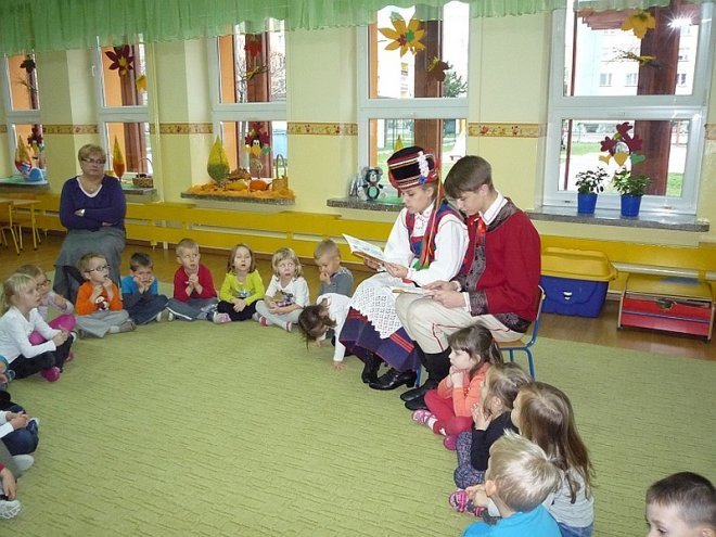 Tydzień kuchni regionalnej w Przedszkolu Miejskim Nr 17 [21.11.2013] - zdjęcie #13 - eOstroleka.pl