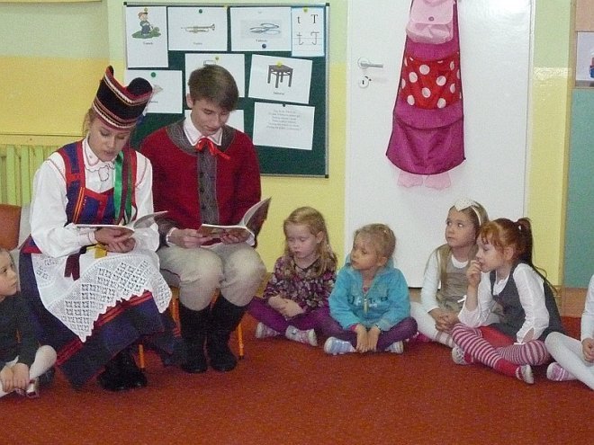 Tydzień kuchni regionalnej w Przedszkolu Miejskim Nr 17 [21.11.2013] - zdjęcie #10 - eOstroleka.pl