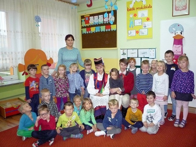 Tydzień kuchni regionalnej w Przedszkolu Miejskim Nr 17 [21.11.2013] - zdjęcie #5 - eOstroleka.pl