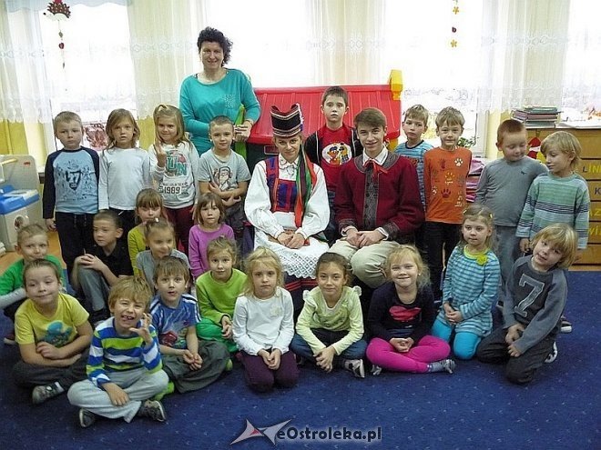 Tydzień kuchni regionalnej w Przedszkolu Miejskim Nr 17 [21.11.2013] - zdjęcie #51 - eOstroleka.pl