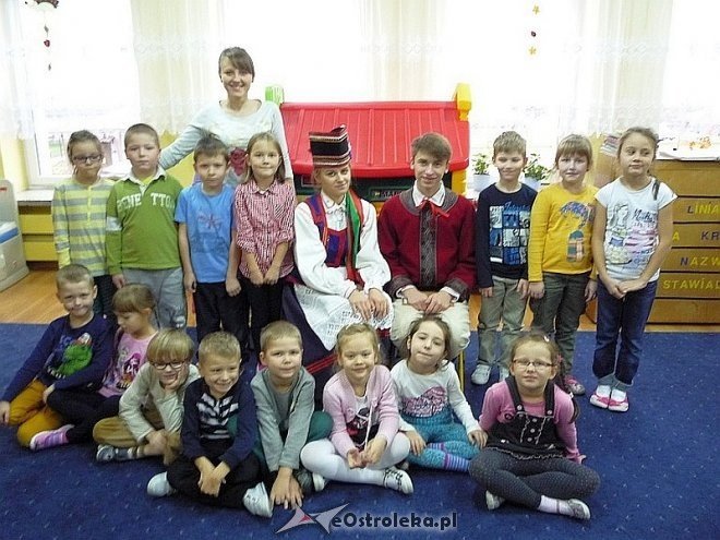 Tydzień kuchni regionalnej w Przedszkolu Miejskim Nr 17 [21.11.2013] - zdjęcie #50 - eOstroleka.pl