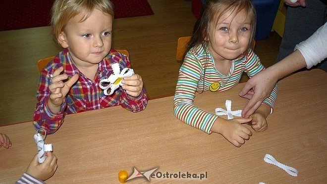 Tydzień kuchni regionalnej w Przedszkolu Miejskim Nr 17 [21.11.2013] - zdjęcie #62 - eOstroleka.pl
