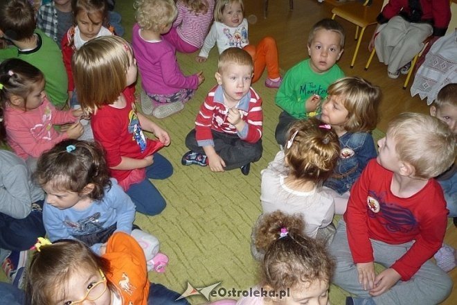 Tydzień kuchni regionalnej w Przedszkolu Miejskim Nr 17 [21.11.2013] - zdjęcie #192 - eOstroleka.pl