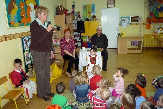 Tydzień kuchni regionalnej w Przedszkolu Miejskim Nr 17 [21.11.2013] - zdjęcie #190 - eOstroleka.pl
