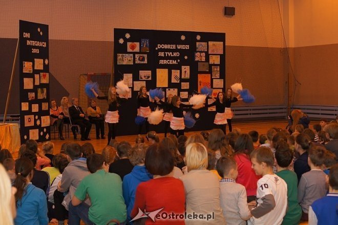 Podsumowanie Dni Integracji 2013 w Szkole Podstawowej nr 10 [28.11.2013] - zdjęcie #2 - eOstroleka.pl