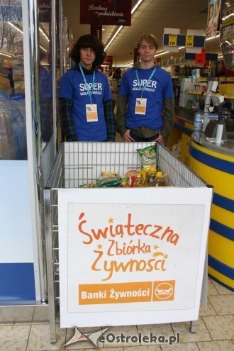 Świąteczna Zbiórka Żywności 2013 - zdjęcie #33 - eOstroleka.pl