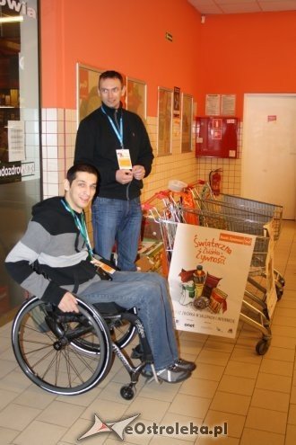 Świąteczna Zbiórka Żywności 2013 - zdjęcie #16 - eOstroleka.pl