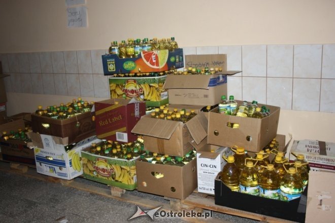 Świąteczna Zbiórka Żywności 2013 - zdjęcie #9 - eOstroleka.pl