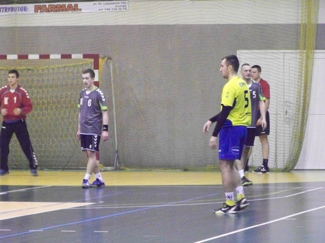 Trójka Ostrołęka - Pabiks Pabianice (30.11.2013) - zdjęcie #18 - eOstroleka.pl