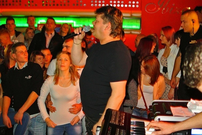 Akcent w Ibizie [30.11.2013] - zdjęcie #81 - eOstroleka.pl