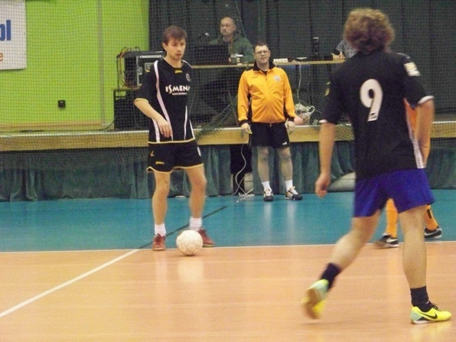 2. kolejka Nocnej Ligi Futsalu (06.12.2013) - zdjęcie #36 - eOstroleka.pl