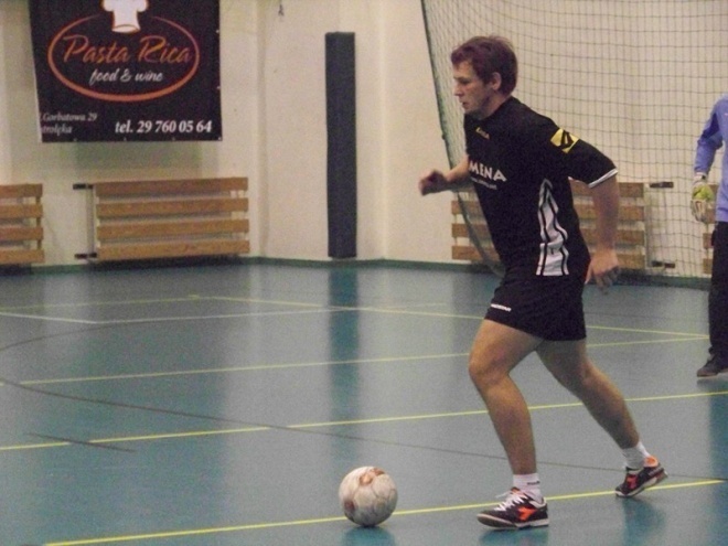 2. kolejka Nocnej Ligi Futsalu (06.12.2013) - zdjęcie #18 - eOstroleka.pl