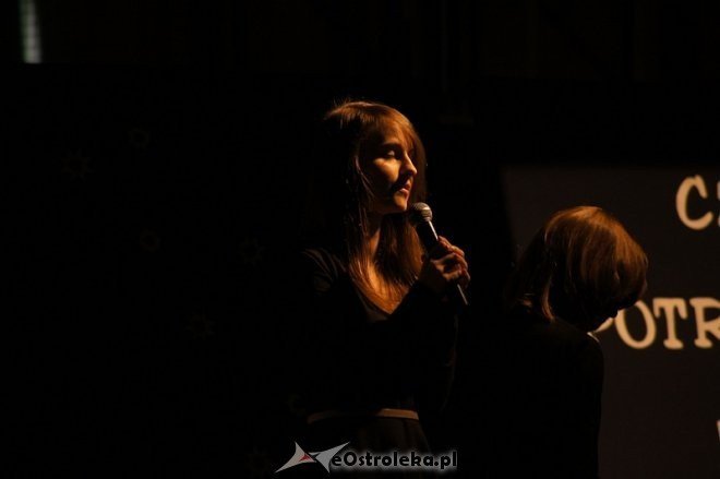 „Czy potrzebne nam Boże Narodzenie?” Uroczystość w ZS nr 5 w Ostrołęce [10.12.2013] - zdjęcie #4 - eOstroleka.pl