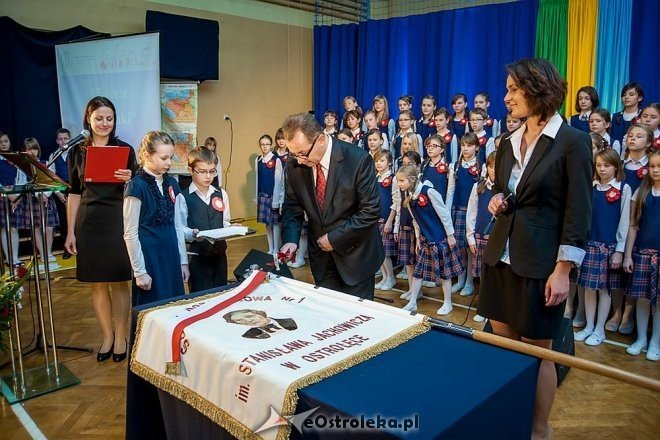 95-lecie Szkoły Podstawowej nr 1 [10.12.2013] - zdjęcie #5 - eOstroleka.pl