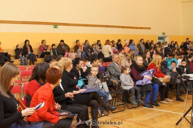 Dzień otwarty w Szkole Podstawowej nr 6 im. Orła Białego w Ostrołęce [10.12.2013] - zdjęcie #11 - eOstroleka.pl