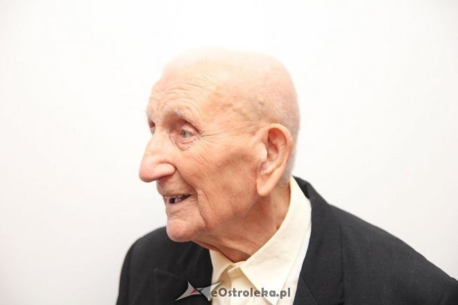 Stanisław Kędzierski z Ostrołęki skończył sto lat [11.12.2013] - zdjęcie #15 - eOstroleka.pl