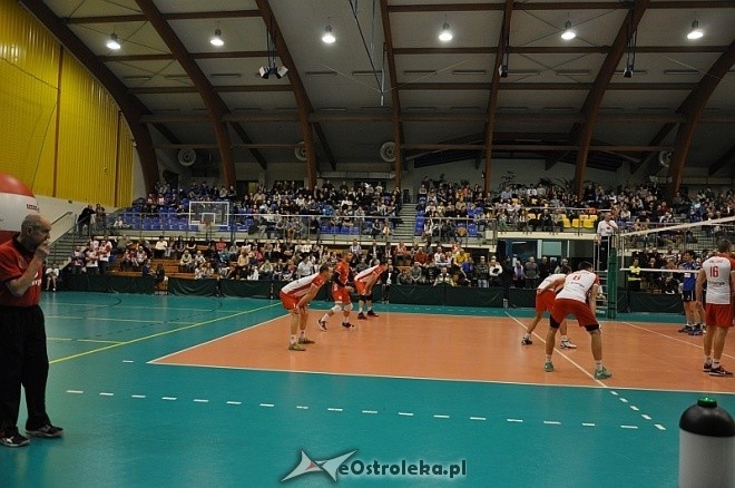 Energa Pekpol Ostrołęka - TKS Nascon Tychy (13.12.2013) - zdjęcie #21 - eOstroleka.pl