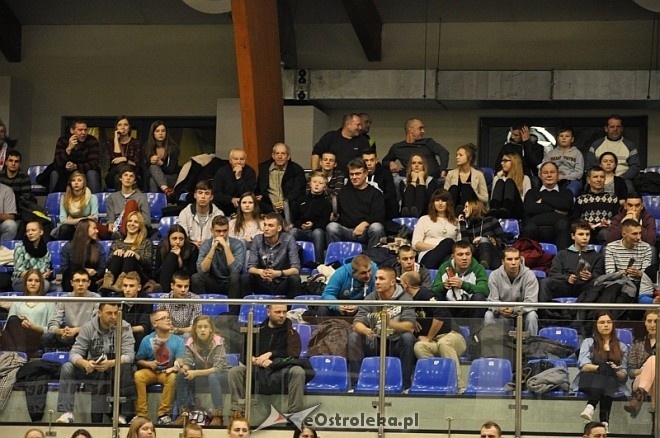 Energa Pekpol Ostrołęka - TKS Nascon Tychy (13.12.2013) - zdjęcie #19 - eOstroleka.pl
