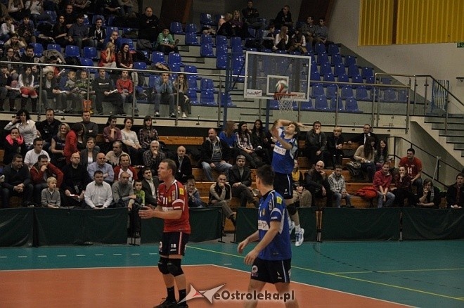 Energa Pekpol Ostrołęka - TKS Nascon Tychy (13.12.2013) - zdjęcie #10 - eOstroleka.pl