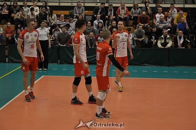 Energa Pekpol Ostrołęka - TKS Nascon Tychy (13.12.2013) - zdjęcie #4 - eOstroleka.pl