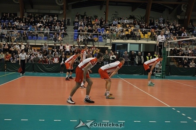Energa Pekpol Ostrołęka - TKS Nascon Tychy (13.12.2013) - zdjęcie #2 - eOstroleka.pl